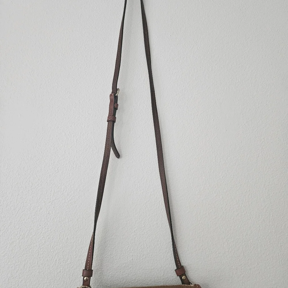 Dooney & Bourke Pebble Grain Leather Crossbody Bag | Adjustable Strap
